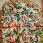 La pizza pâte brocoli est une option gourmande et équilibrée, idéale pour les amateurs de pizza qui cherchent à manger plus sainement.